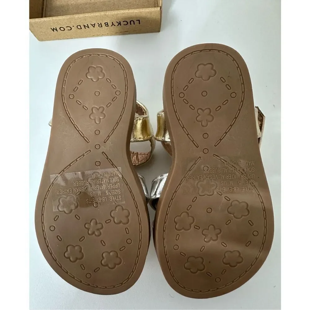 NEW Lucky Brand Girl's Evie Sandal - T Strap Strapped Leatherette Metallic Sanda